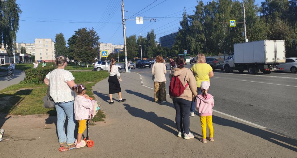 Летние каникулы укоротили в 2 раза: дети в истерике, родители не знают что делать
