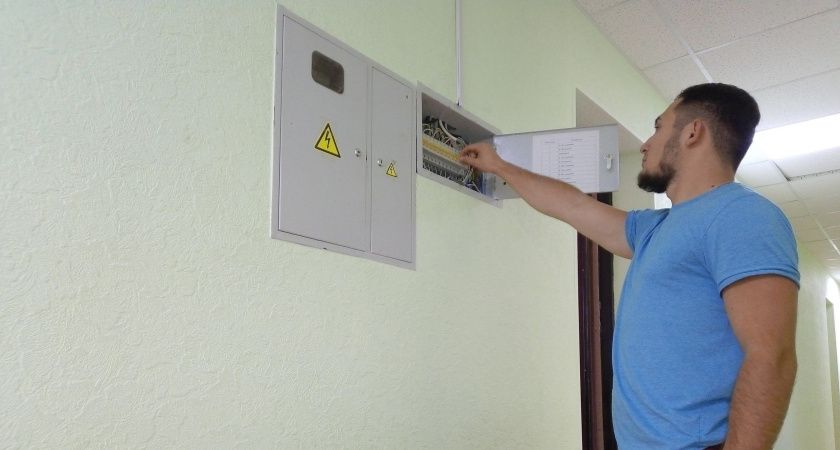 Придут домой без стука и оштрафуют на 5000 рублей: массовые проверки ЖКХ ждут в мае