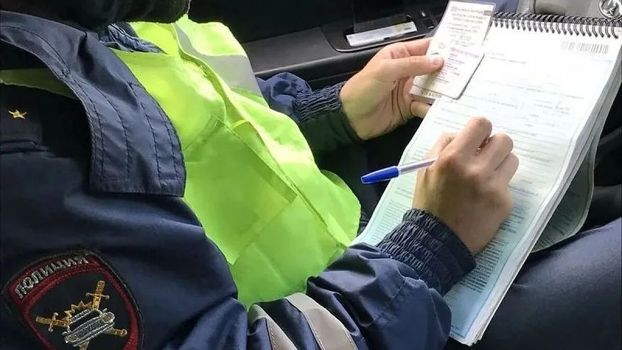Если найдут это под капотом любого автомобиля с 11 июля – аннулируют права