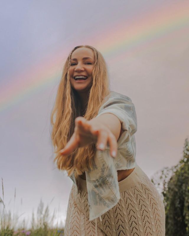     :    