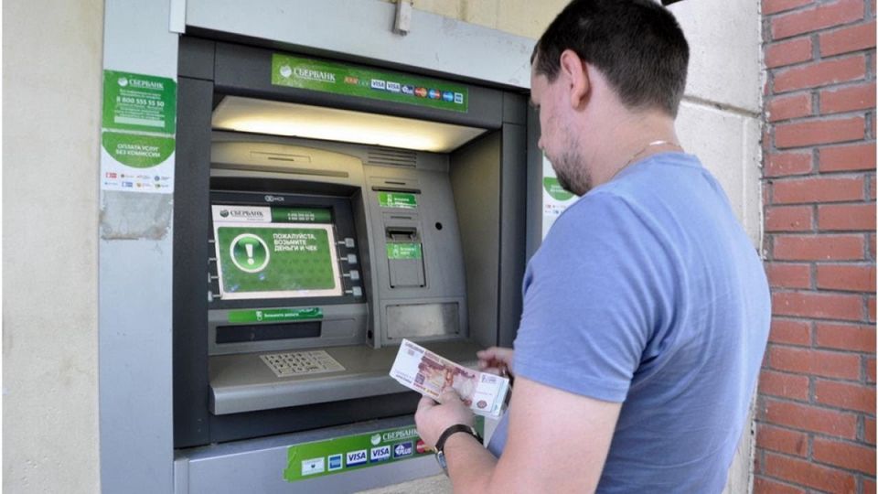 Почему наличные снова в моде: риски цифровых платежей