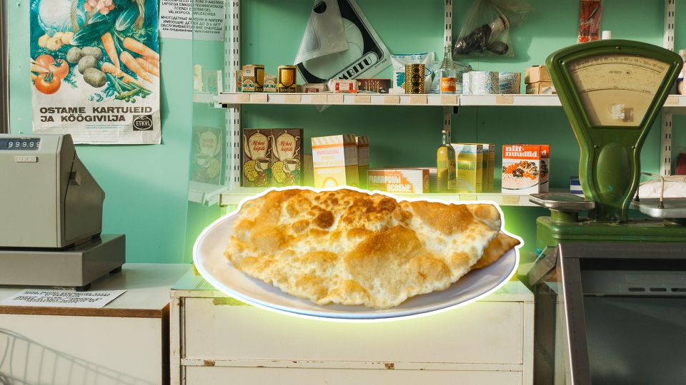 Гамбургеры с серым хлебом и чебуреки: каким был фастфуд в СССР