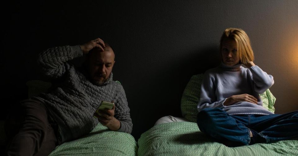 Почему современные мужчины покидают свои семьи: ключевые причины