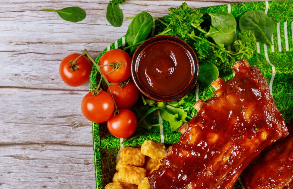 Универсальные соусы для пикника: готовим легко и вкусно