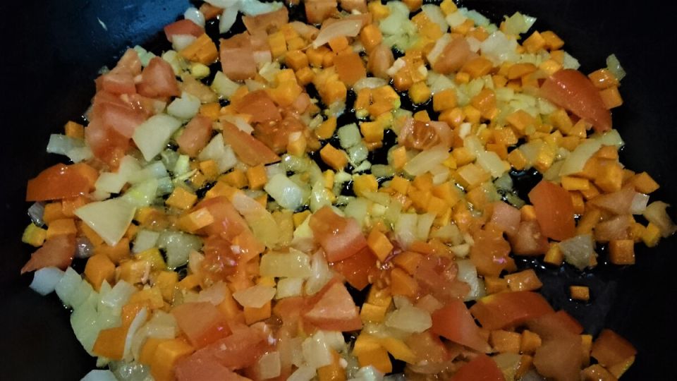 Фаршированные перцы с рыбой: необычное сочетание для вашего стола