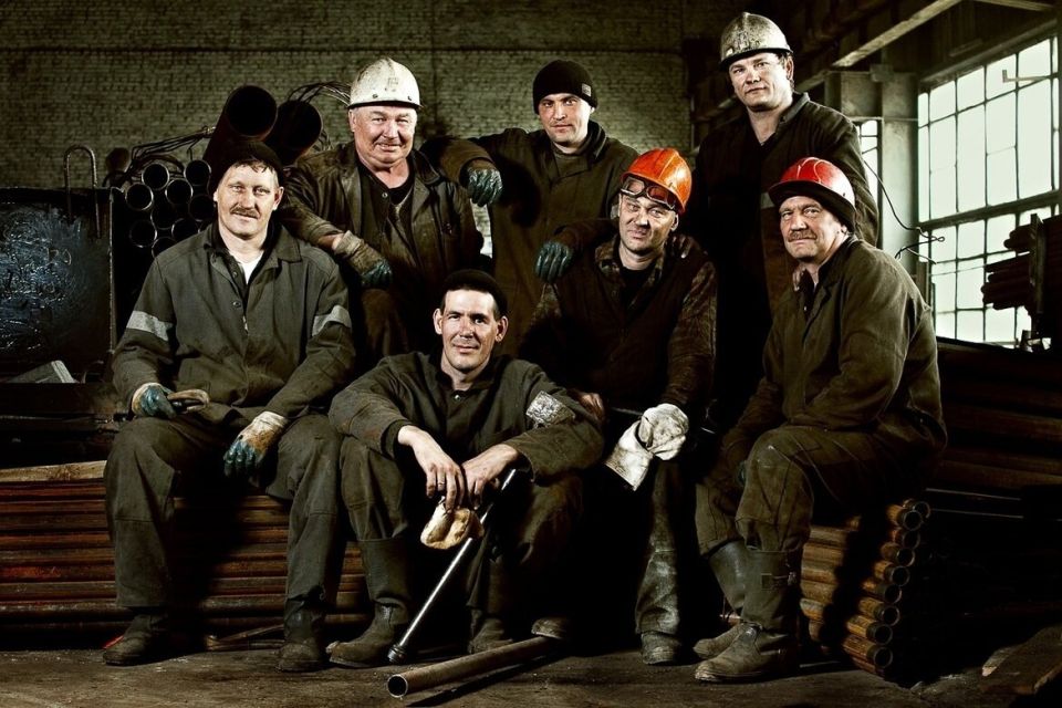 Почему мужчины покидают заводы: откровения работников