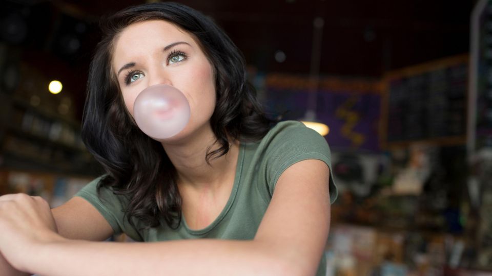 Пользы больше, чем вреда: назван неожиданный эффект жвачки на организм