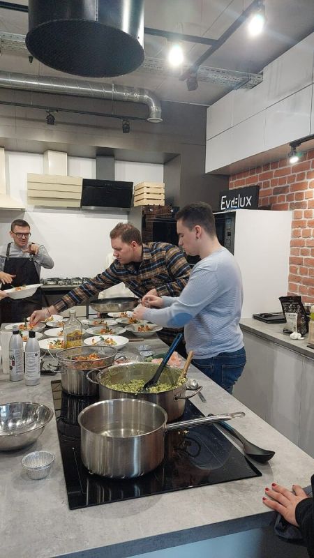 Шоколадный фондан: секреты приготовления от шеф-повара, которые должен знать каждый