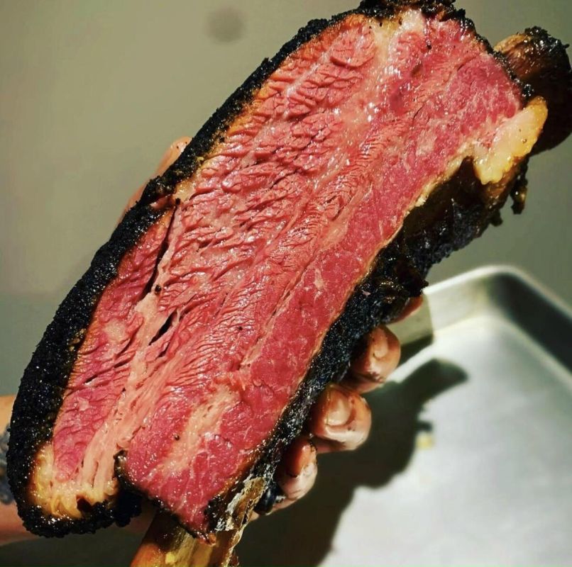 Как сохранить яркий цвет мяса при приготовлении: секреты от шефов