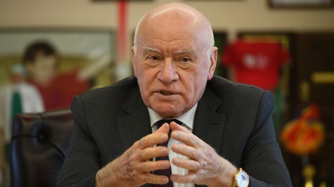 Секреты долголетия: практические советы 80-летнего хирурга Лео Бокерия