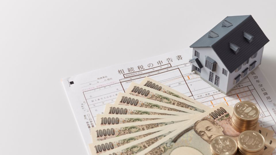 Как законно получить наследство спустя много лет: реальный случай из суда