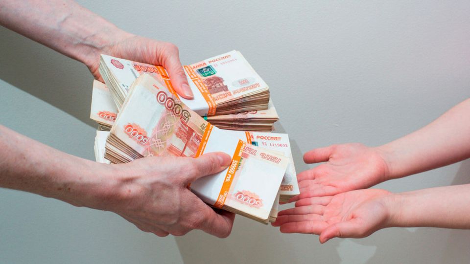 Как избежать долговой ямы: МФО «Pay P.S.» на страже вашего бюджета