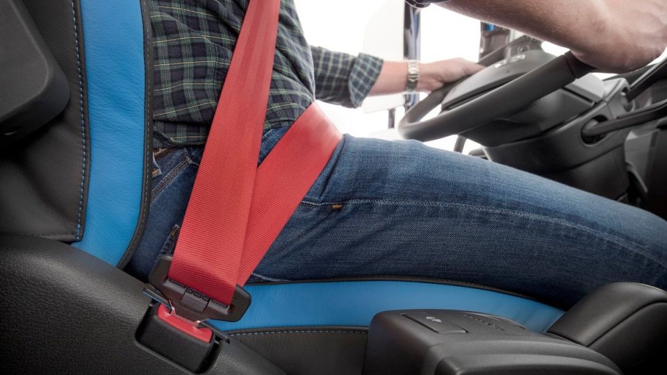 Яркие ремни безопасности: министр предлагает изменить правила для лучшей видимости