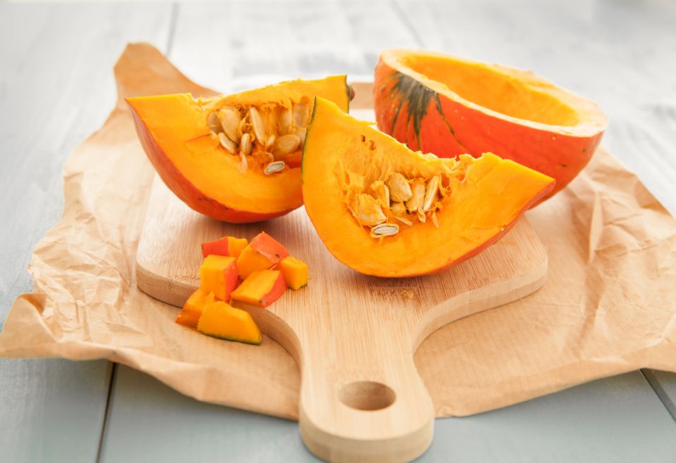 Салат с запечённой тыквой: осеннее вдохновение