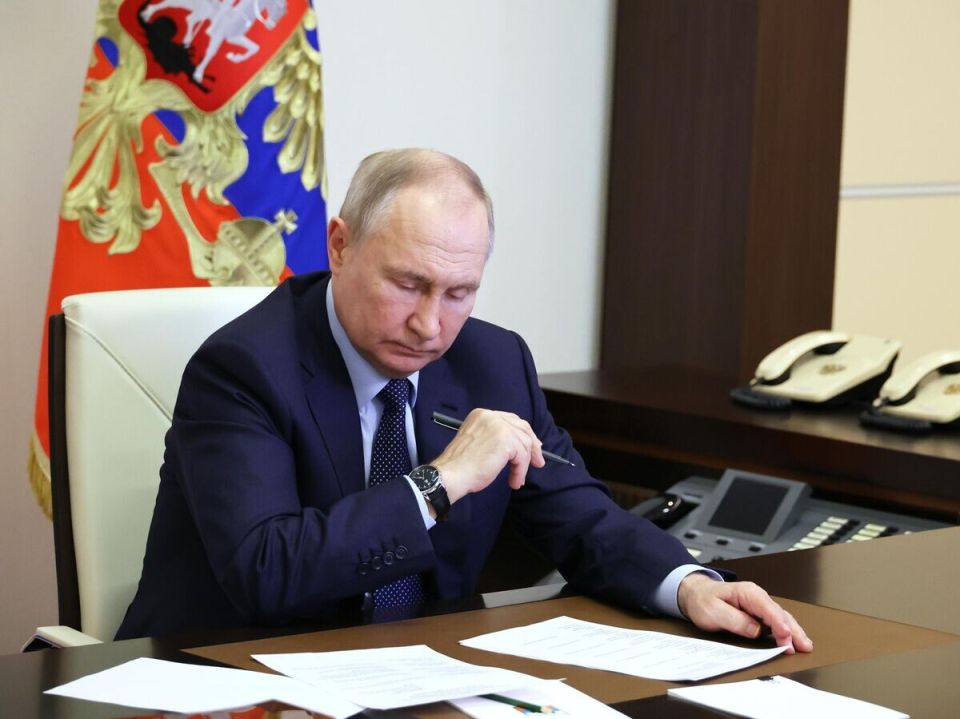 Путин утвердил закон о штрафах за неисполнение решений против экстремизма