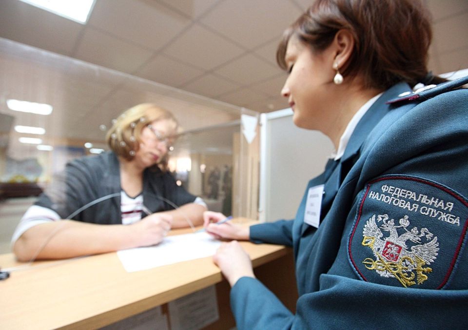 Новые правила: Налоговая служба начнет взыскивать долги без судебных разбирательств