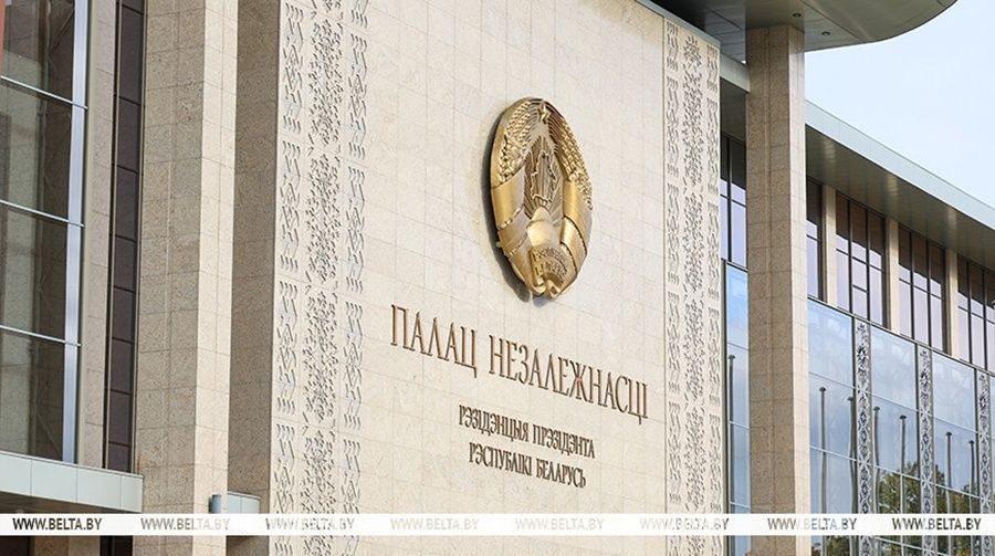 Помилование в преддверии нового года: Лукашенко освободил 22 человека