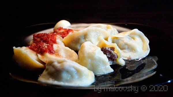 Необычные пельмени с копчёной индейкой и свининой