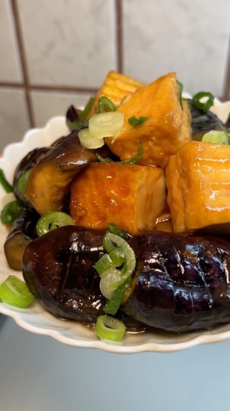 Жареный тофу с баклажанами — простой домашний вкус