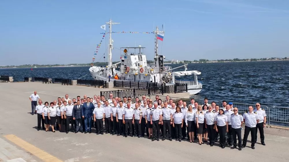 Научно-исследовательскому судну Средневолжского филиала ВНИРО присвоено имя героя Великой отечественной войны, выдающегося ученого Василия Васильева