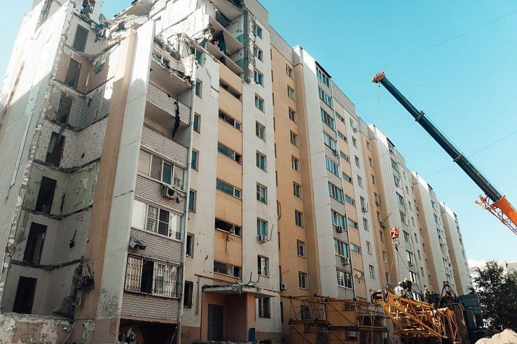 В доме № 4 по улице Блинова в Саратове начались восстановительные работы
