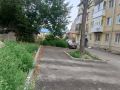 Мусор, пыль и заросли: УК «КЭСО» не справляется с обязанностями