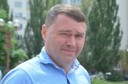 Депутат Роман Грибов подал заявление на журналистку Елену Налимову