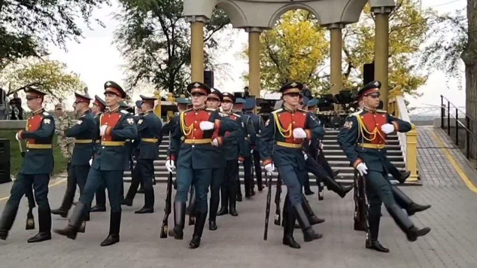  !.  ,  17.00,       
