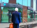 Как действовать, если ваш банковский счет или карта заблокированы