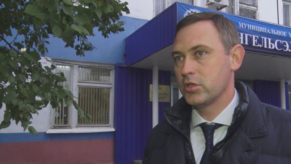 На базе нового предприятия МКУ «Озеленение» ознакомился с проведенными ремонтными работами