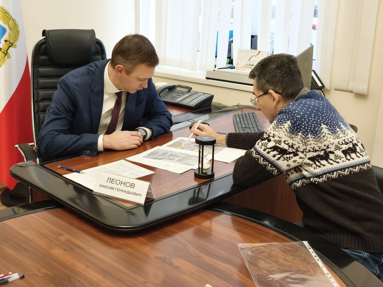 Провел личный приём граждан вместе с заместителем Председателя Правительства области – министром промышленности и энергетики Михаилом Торгашиным, заместителями главы администрации и руководителями профильных комитетов Провел личный приём граждан вместе с заместителем Председателя Правительства области – министром промышленности и энергетики Михаилом Торгашиным, заместителями главы администрации и руководителями профильных комитетов