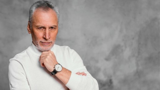Почему мужчины старше 55 лет всё меньше хотят отношений с женщинами в долгах?