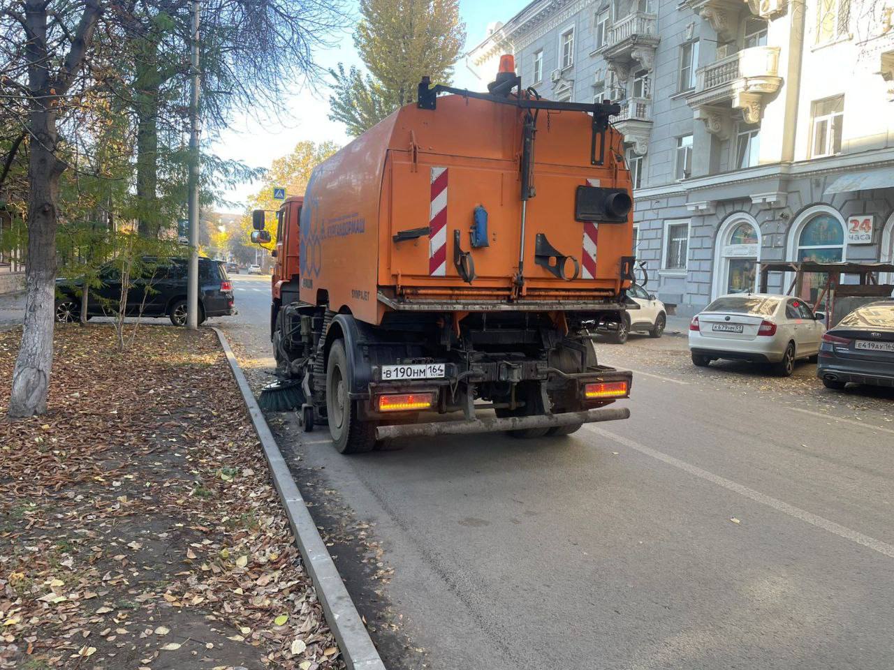 Продолжаются мероприятия по благоустройству города Продолжаются мероприятия по благоустройству города