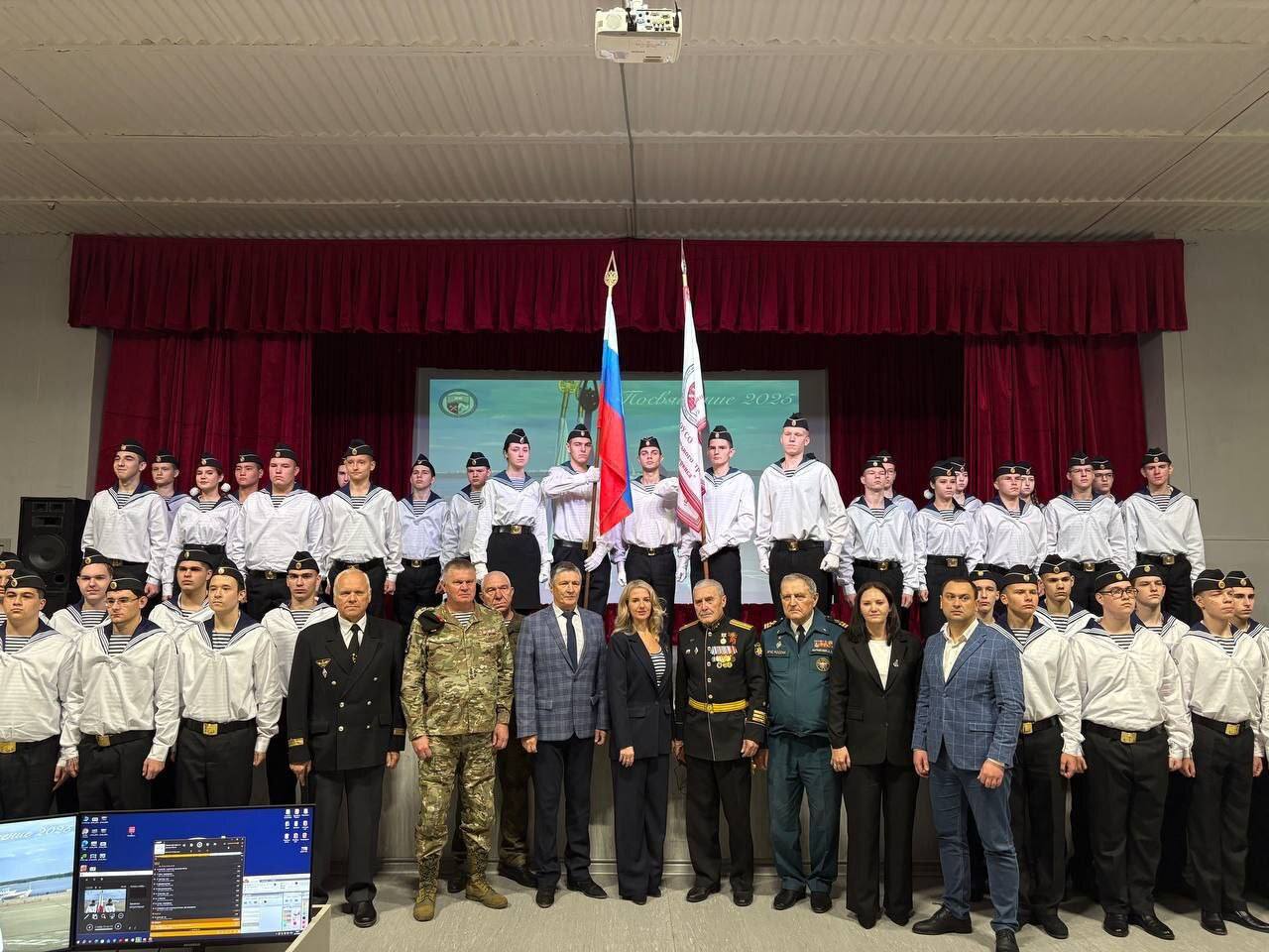 Саратовских студентов посвятили в речники Саратовских студентов посвятили в речники