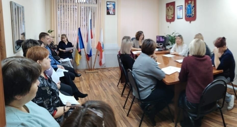 Жителей Новопушкинского муниципального образования проконсультировали по вопросам проведения кадастровых работ и условий получения новой меры социальной поддержки Жителей Новопушкинского муниципального образования проконсультировали по вопросам проведения кадастровых работ и условий получения новой меры социальной поддержки