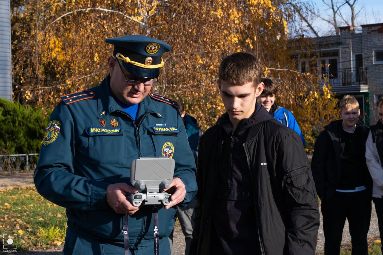 Саратовские школьники погрузились в мир беспилотных авиационных систем Саратовские школьники погрузились в мир беспилотных авиационных систем