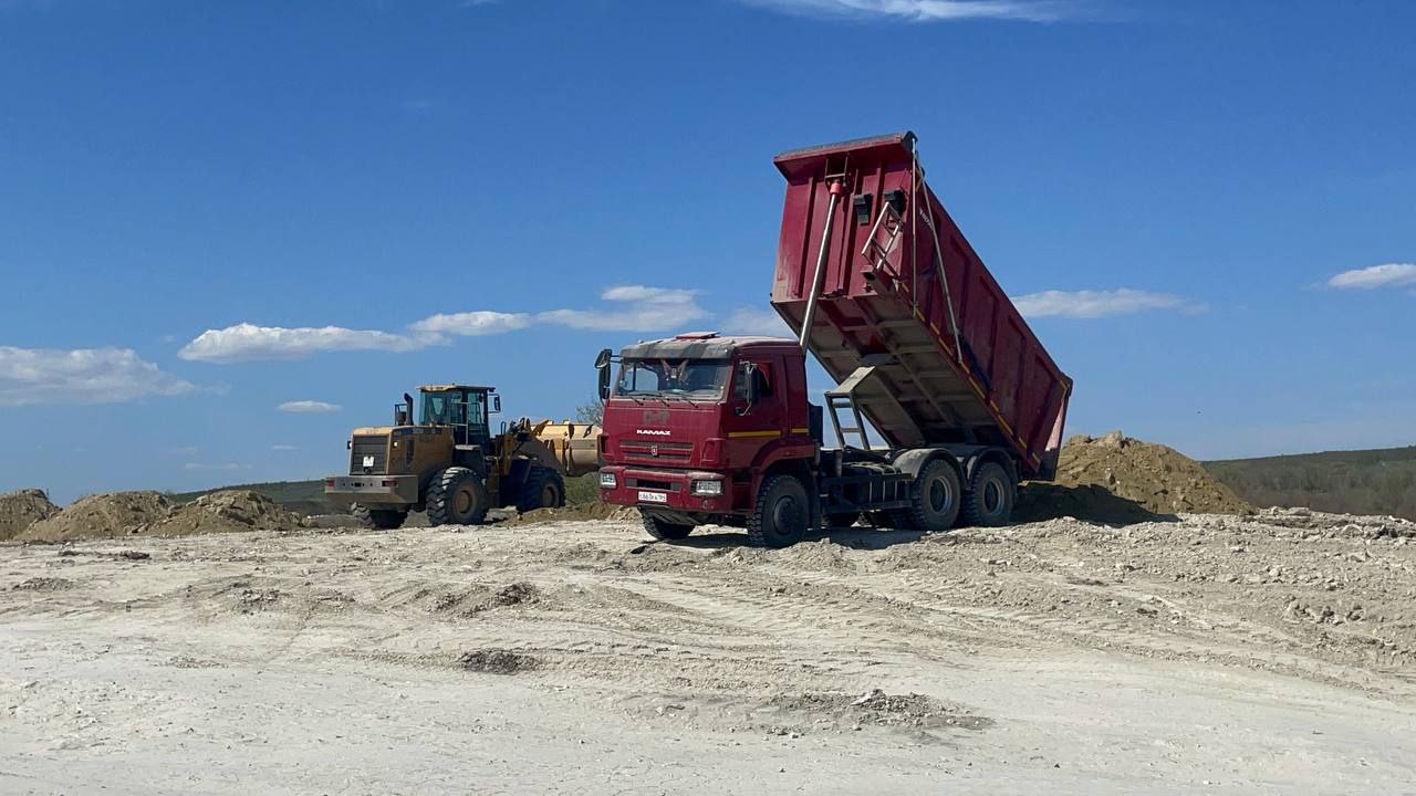 Главе саратовского управления Росприроднадзора пытались дать взятку из-за свалки с миллиардным ущербом природе Главе саратовского управления Росприроднадзора пытались дать взятку из-за свалки с миллиардным ущербом природе