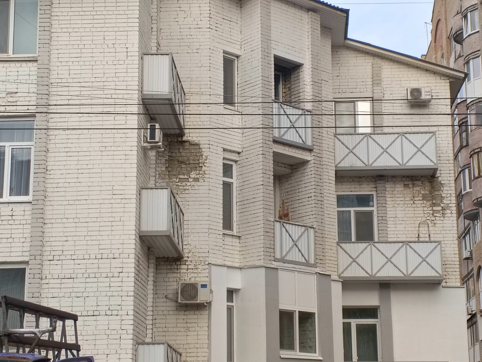 Комитет по ЖКХ продолжает контроль за состоянием жилищного фонда