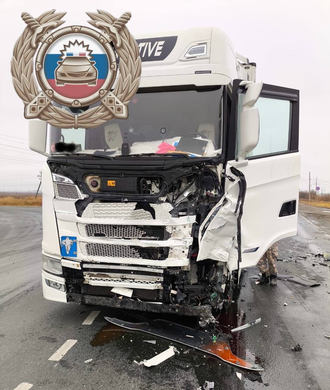 В Балаковском районе сотрудники Госавтоинспекции устанавливают обстоятельства ДТП, в котором погиб человек В Балаковском районе сотрудники Госавтоинспекции устанавливают обстоятельства ДТП, в котором погиб человек