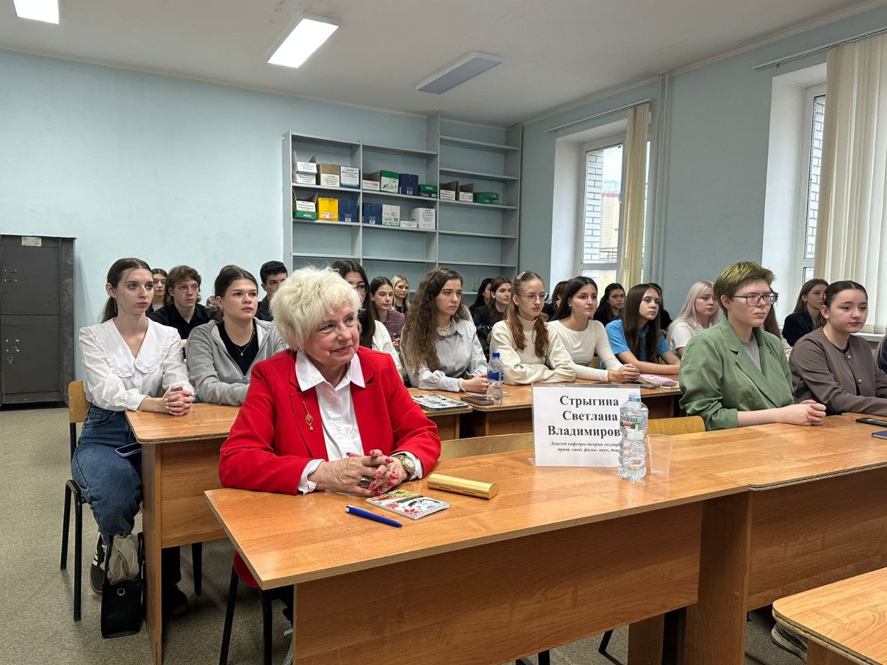 Представители прокуратуры Саратовской области приняли участие в круглом столе на тему: "Служба в органах прокуратуры Российской Федерации" Представители прокуратуры Саратовской области приняли участие в круглом столе на тему: "Служба в органах прокуратуры Российской Федерации"