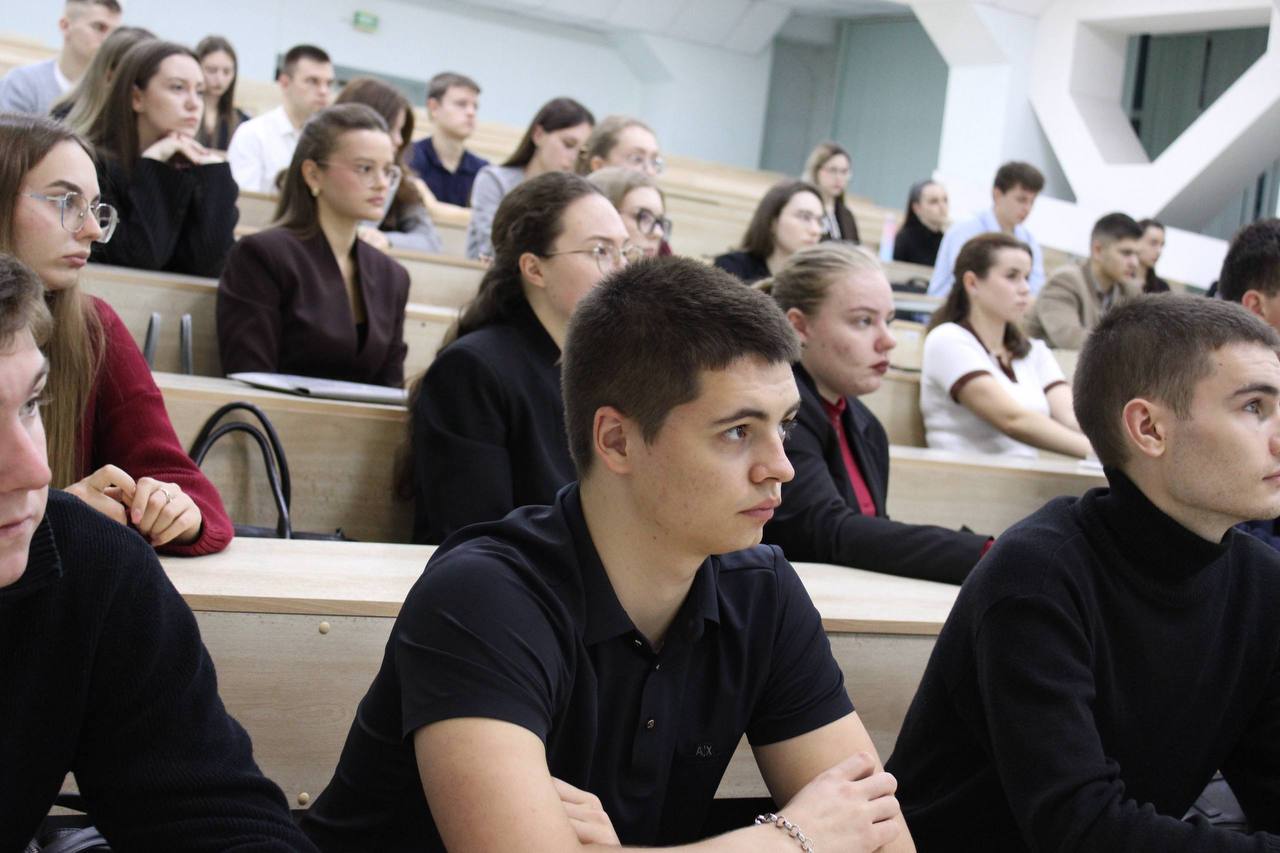 Сотрудник следственного управления встретился со студентами Саратовской государственной юридической академии Сотрудник следственного управления встретился со студентами Саратовской государственной юридической академии