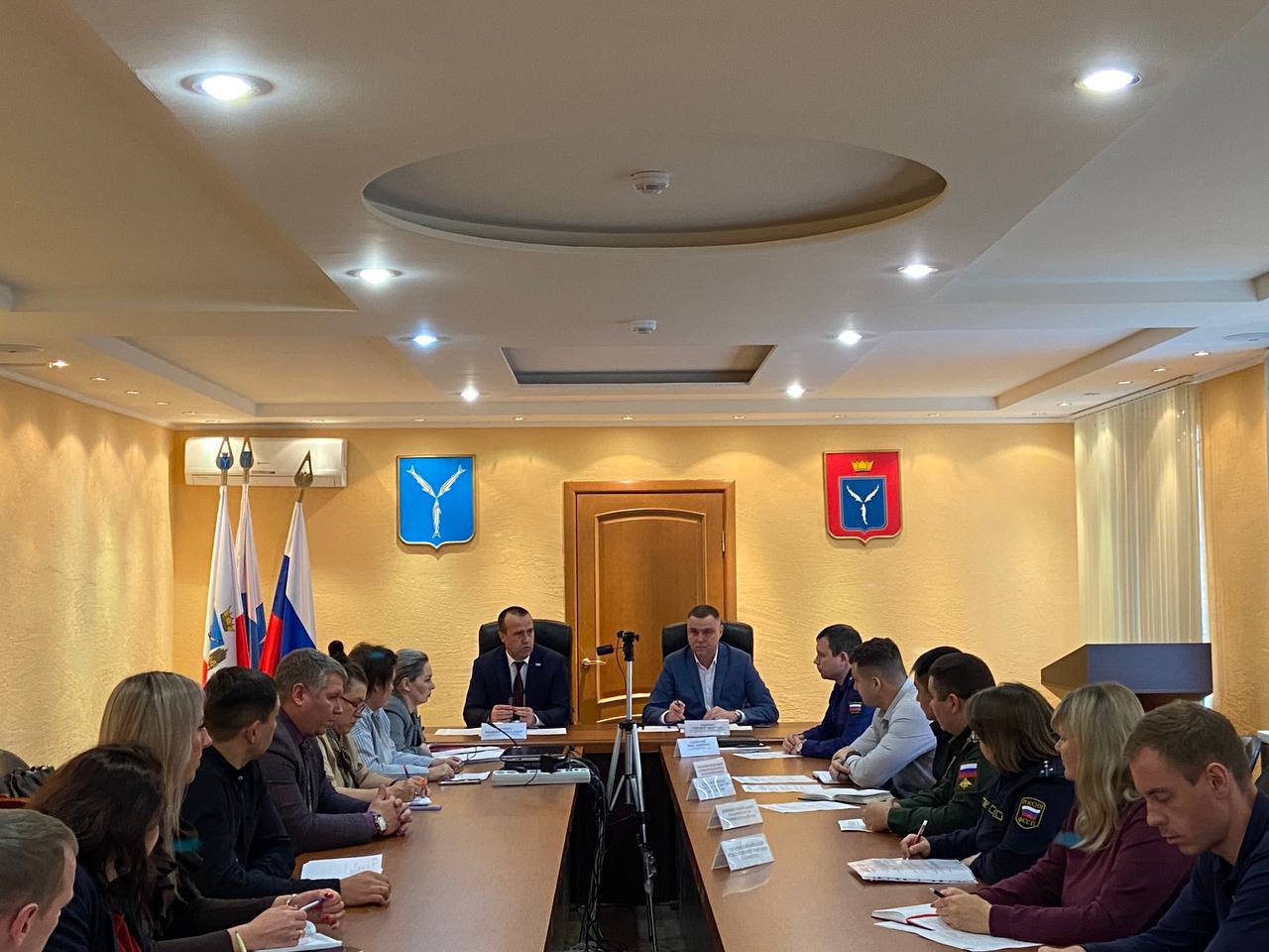 Заместитель прокурора Гагаринского административного района Саратова Иван Гадлевский принял участие в межведомственном рабочем совещании по комплексному развитию территории района Заместитель прокурора Гагаринского административного района Саратова Иван Гадлевский принял участие в межведомственном рабочем совещании по комплексному развитию территории района