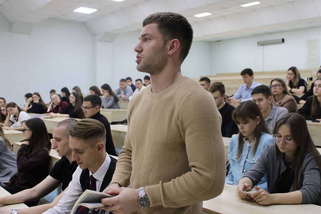 Сотрудник следственного управления встретился со студентами Саратовской государственной юридической академии Сотрудник следственного управления встретился со студентами Саратовской государственной юридической академии