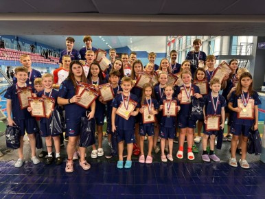 В Балаково прошли соревнования по плаванию в ластах