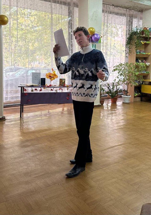 Библиотечный клуб «Диалог» провел мероприятие, посвященное творчеству поэта Сергея Есенина Библиотечный клуб «Диалог» провел мероприятие, посвященное творчеству поэта Сергея Есенина