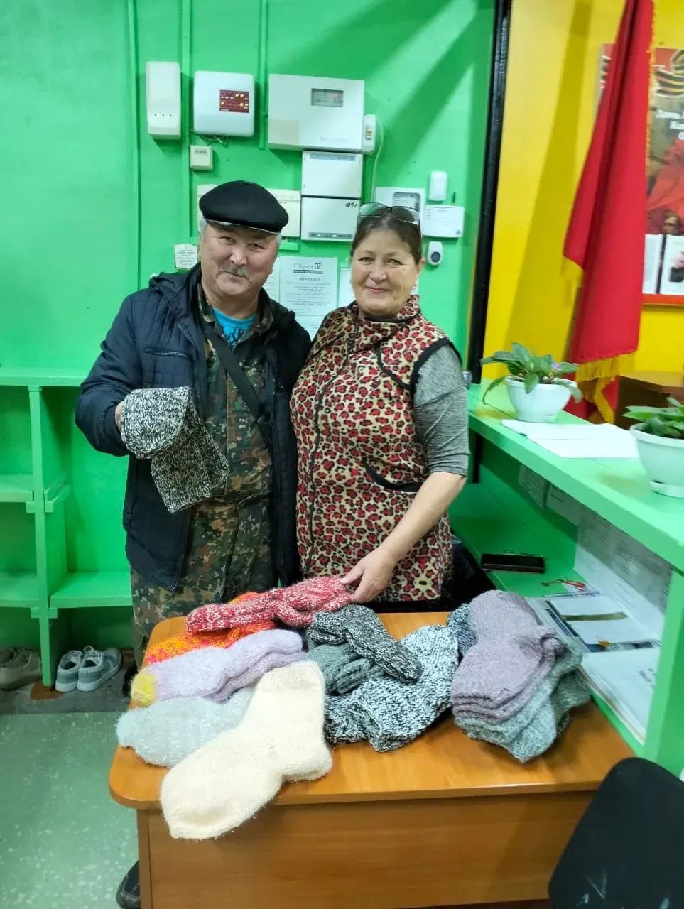 Жители Безымянского муниципального образования продолжают оказывать помощь военнослужащим, участвующим в специальной военной операции Жители Безымянского муниципального образования продолжают оказывать помощь военнослужащим, участвующим в специальной военной операции