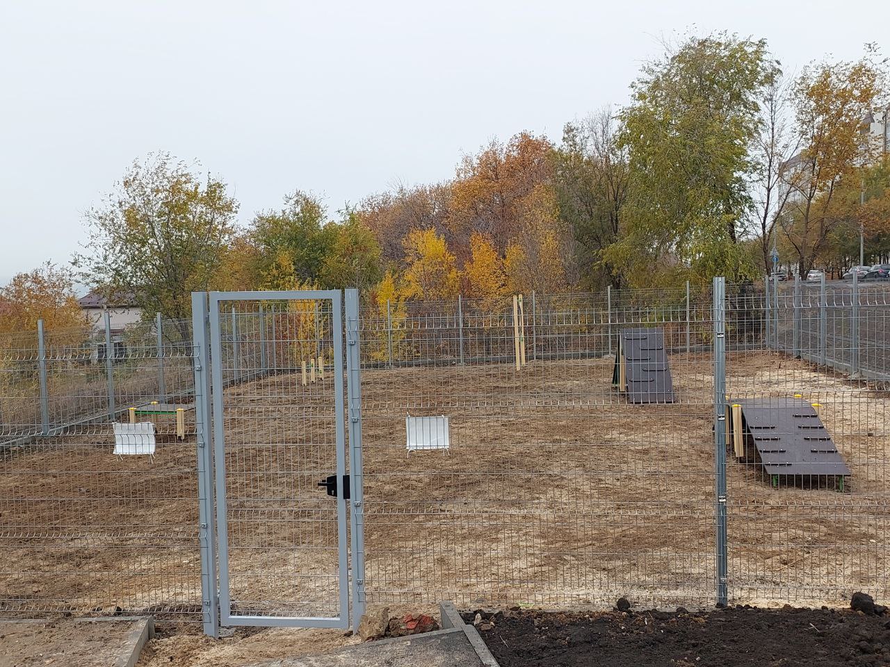 11111. 113612. В Ленинском районе благодаря депутатскому проекту, инициированного председателем Государственной Думы РФ Вячеславом Володиным "Новые парки и скверы" появилась новая зона отдыха 11111. 113612. В Ленинском районе благодаря депутатскому проекту, инициированного председателем Государственной Думы РФ Вячеславом Володиным "Новые парки и скверы" появилась новая зона отдыха