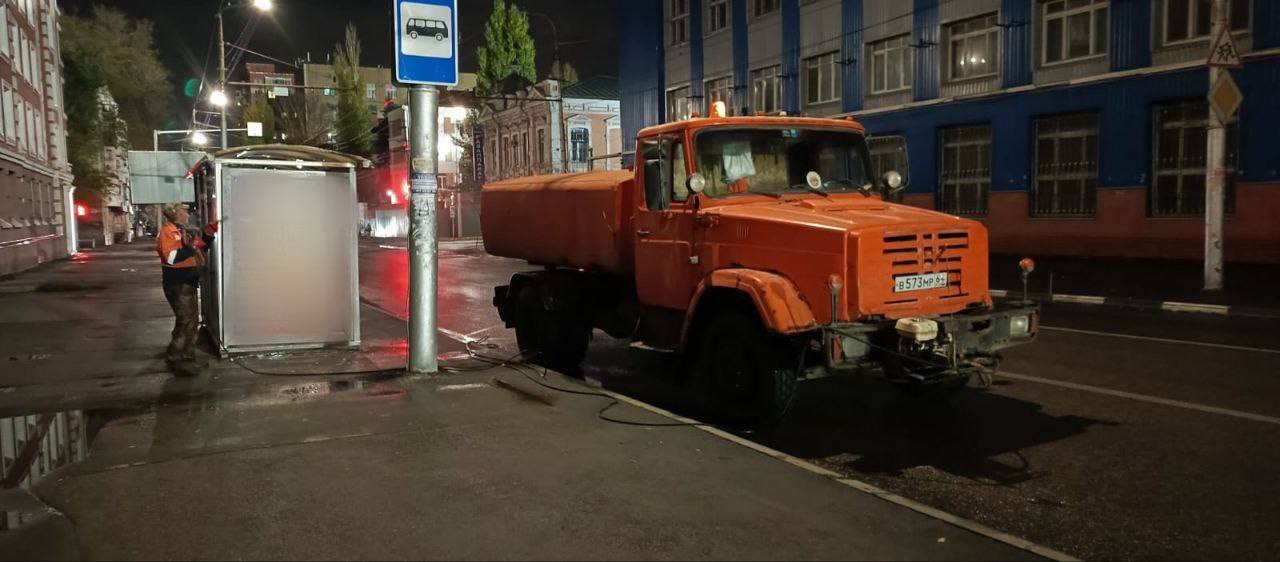 Продолжаются мероприятия по благоустройству города Продолжаются мероприятия по благоустройству города