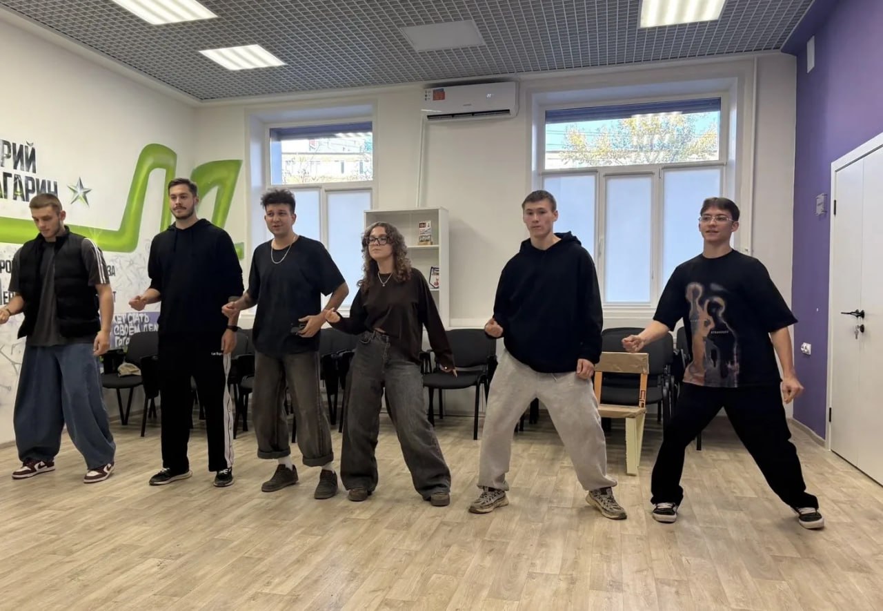 В обновленном молодежном пространстве «Орленок» жизнь бьет ключом - тут ребята погружаются в атмосферу разнообразных занятий и развлечений В обновленном молодежном пространстве «Орленок» жизнь бьет ключом - тут ребята погружаются в атмосферу разнообразных занятий и развлечений