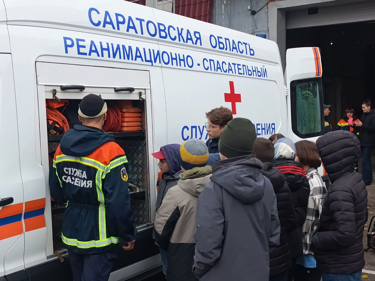 Дети ветеранов СВО познакомились с работой областной службы спасения Дети ветеранов СВО познакомились с работой областной службы спасения